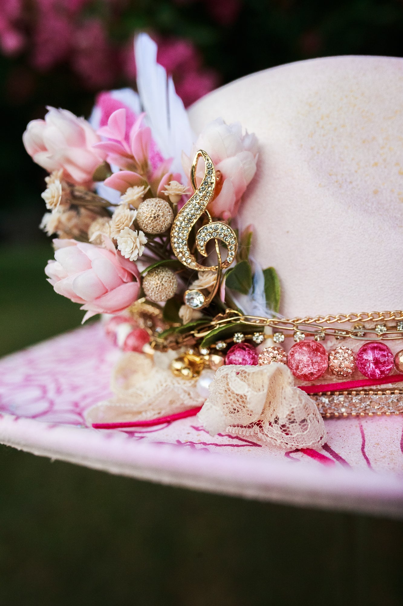 “What Would Dolly Do?” Custom Burned & Beaded Hat + Matching Earrings